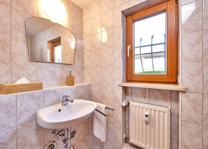 In Mit Grossem Balkon By Interhome Apartment Garmisch-Partenkirchen